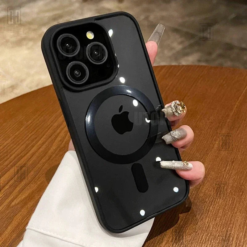 Priehľadné akrylové puzdro pre iPhone